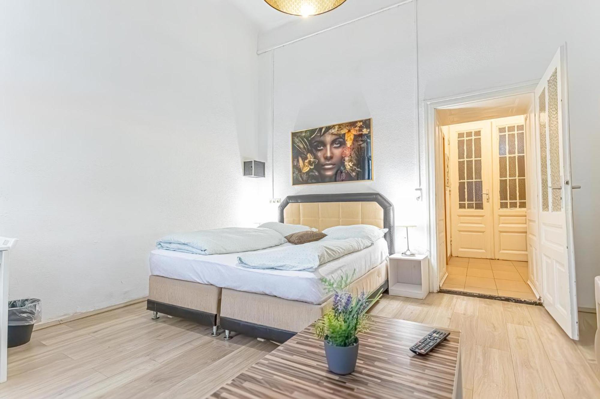 Chic Apartment- Suitable For Longstays Near Matzleinsforferplatz Вена Экстерьер фото